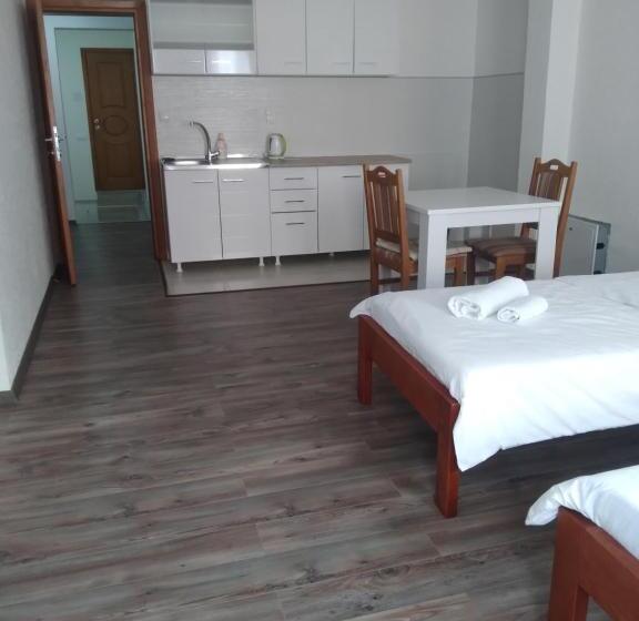 پانسیون Guest House Erdan