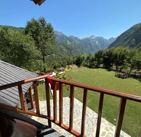 بنسيون Royal Land