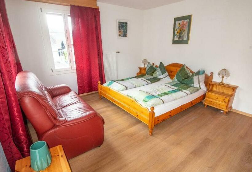 Общежитие Sonne Holiday Rooms