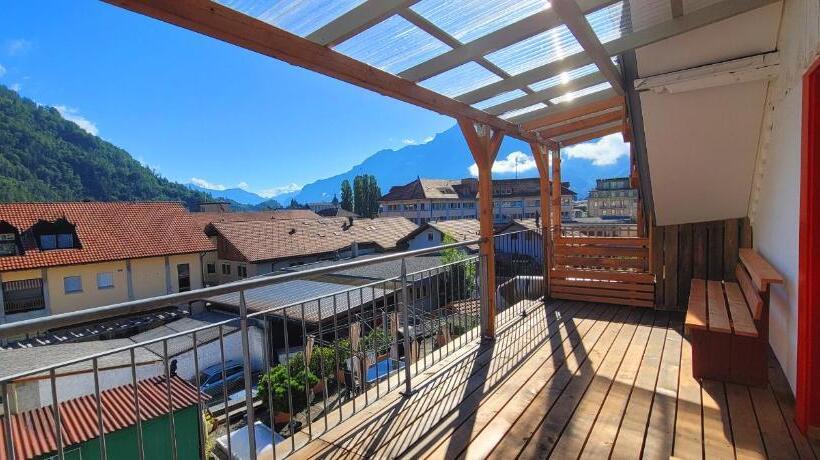 Общежитие Sonne Holiday Rooms