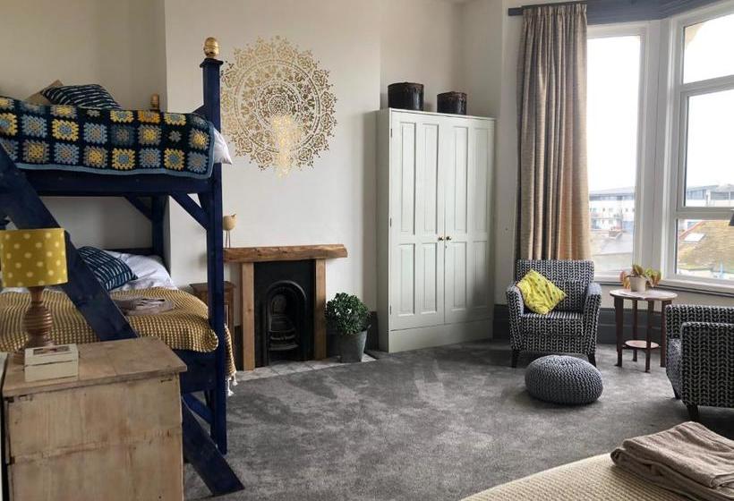 مبيت وإفطار Cloudzen