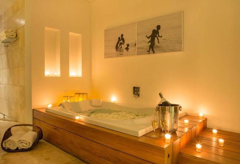 ホテル Blue Diamond Club At Movich Cartagena