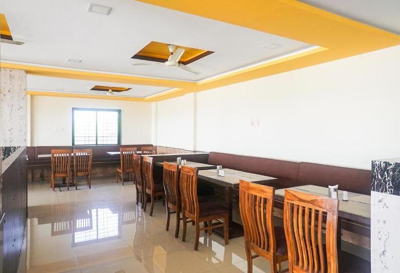 ホテル Collection O Panchwati