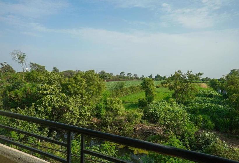 ホテル Collection O Panchwati