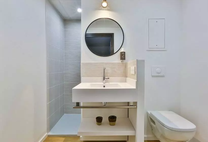 ホテル Hôtel & Spa Face à La Mer