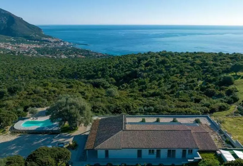 ホテル Pranos Turismo Rurale Cala Gonone