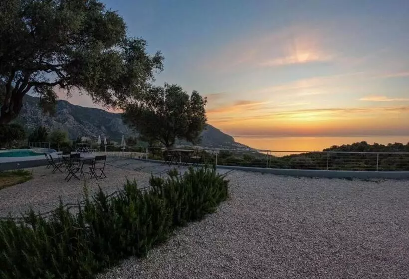 ホテル Pranos Turismo Rurale Cala Gonone