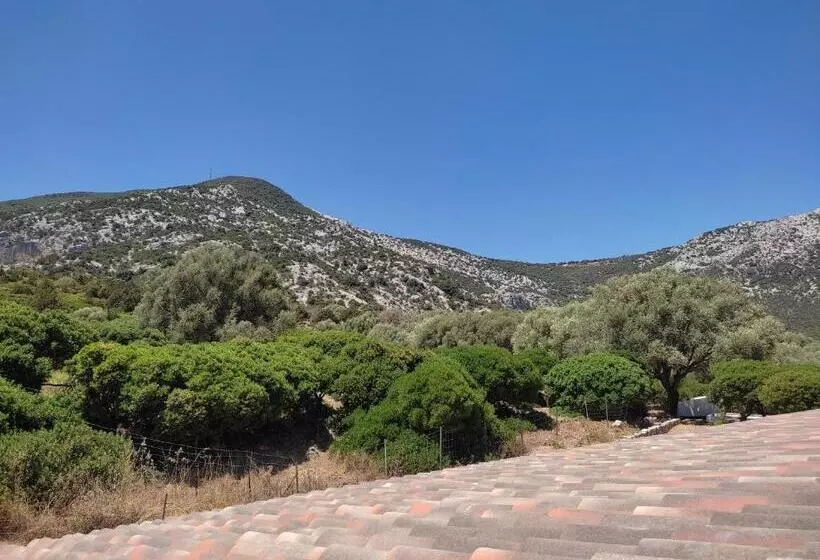 ホテル Pranos Turismo Rurale Cala Gonone