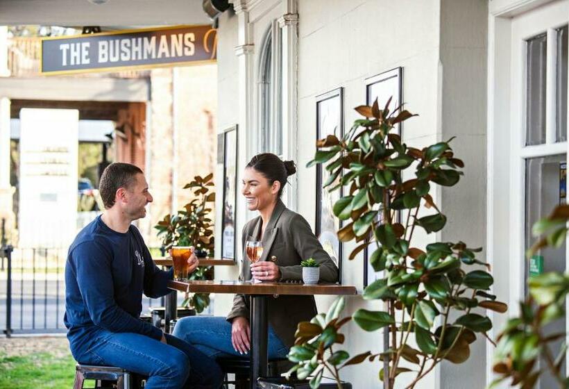 Отель The Paragon