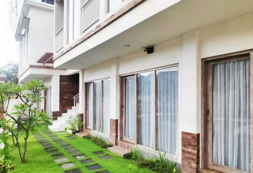 Maharani Residence