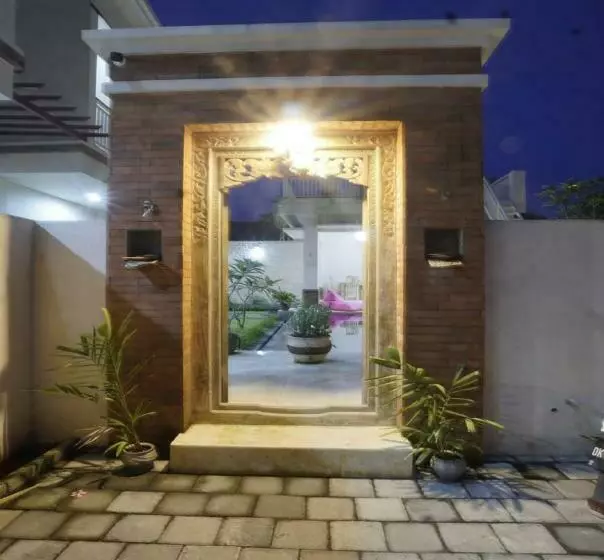 Maharani Residence