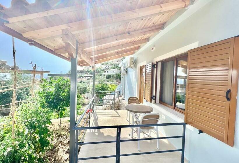 Pensão Coral Guesthouse Sarandë