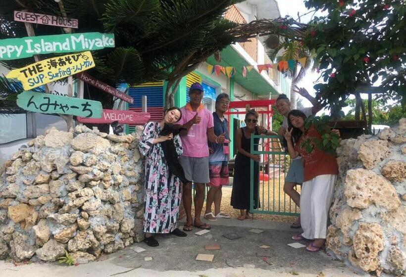 پانسیون Happy Island Miyako