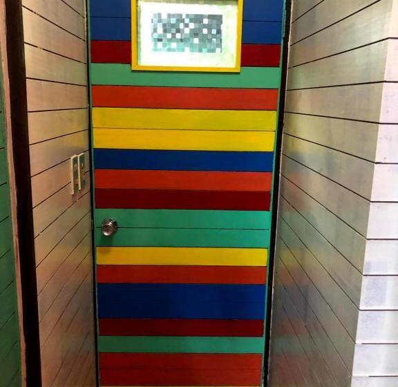 پانسیون Happy Island Miyako