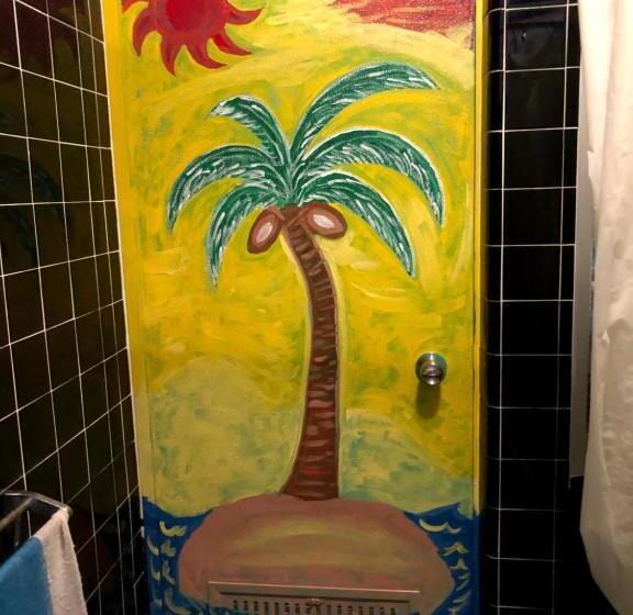 پانسیون Happy Island Miyako