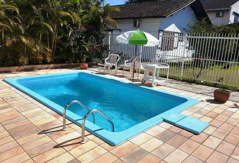 بنسيون Mansão Das Orquídeas