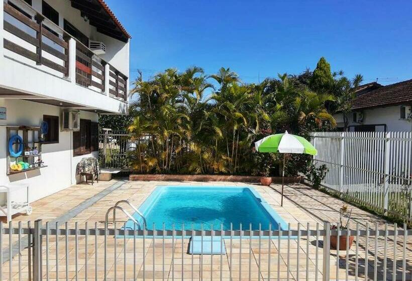 بنسيون Mansão Das Orquídeas