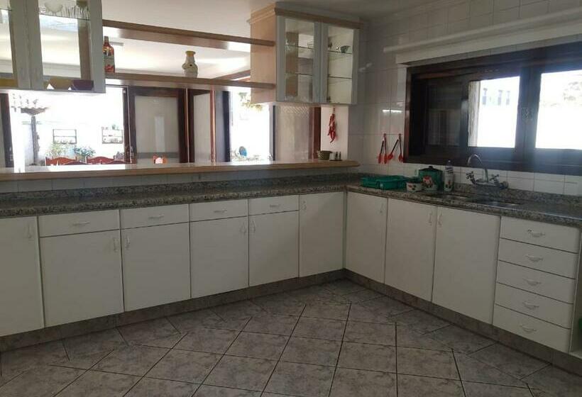 بنسيون Mansão Das Orquídeas