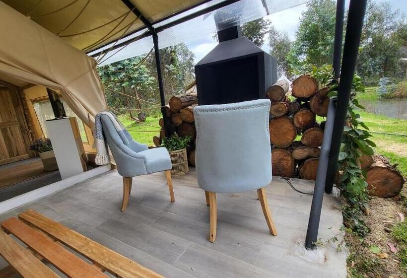 פנסיון Palumbo Glamping & Villas