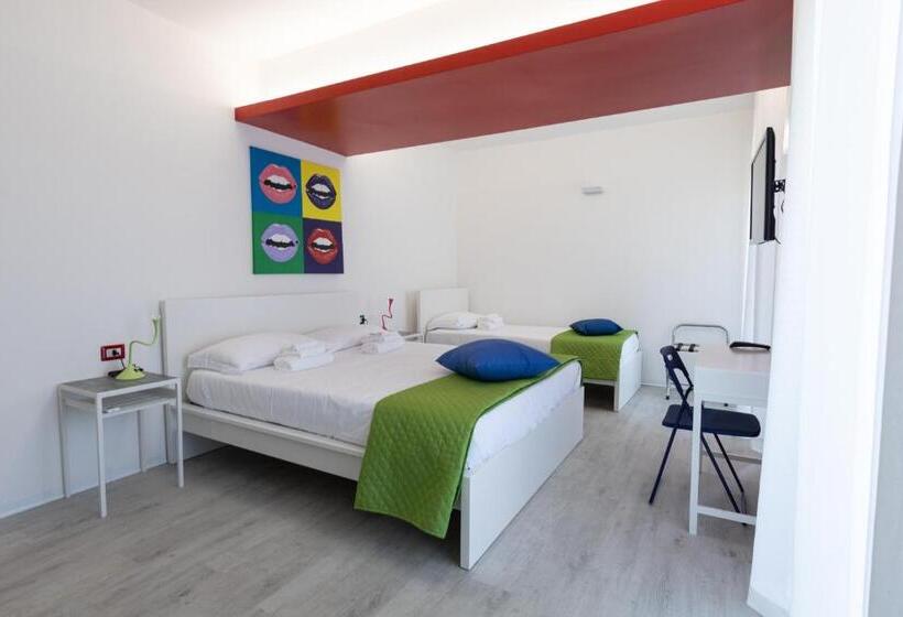 פנסיון Valmontone Travel Rooms