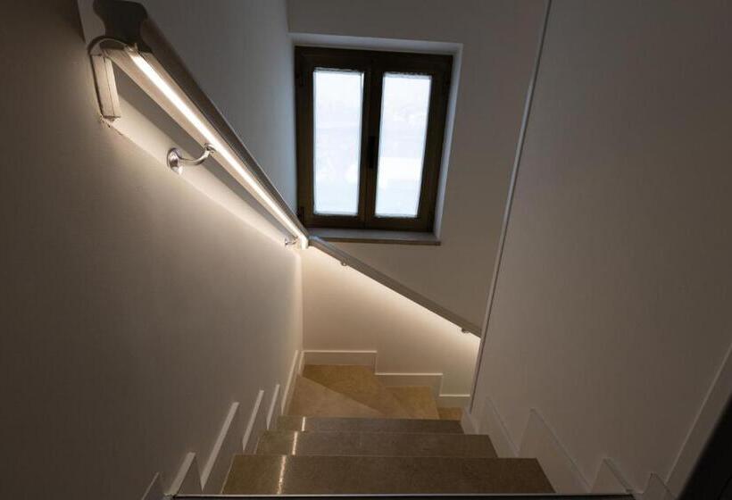 פנסיון Valmontone Travel Rooms