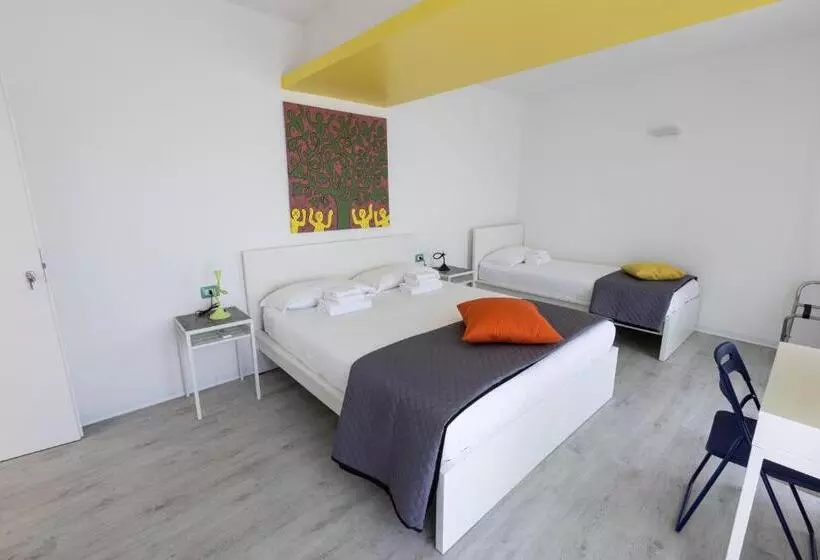 ペンション Valmontone Travel Rooms