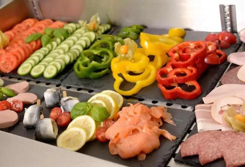 Отель Bayerisch Meran