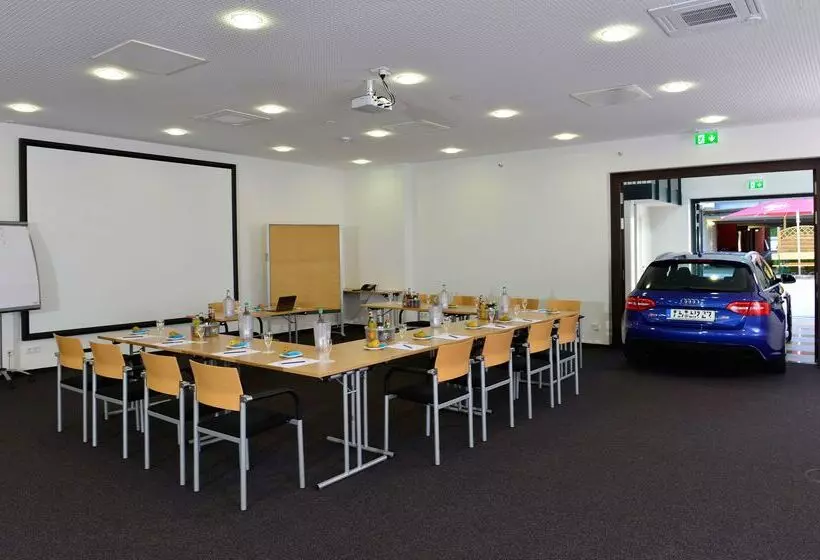 בית מלון כפרי Best Western Plus Konrad Zuse