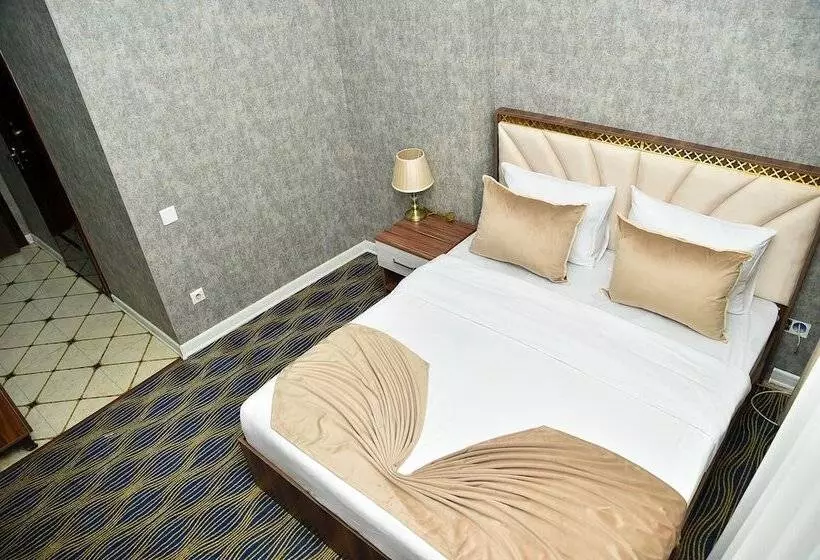 هتل Boulevard Rigs Boutique