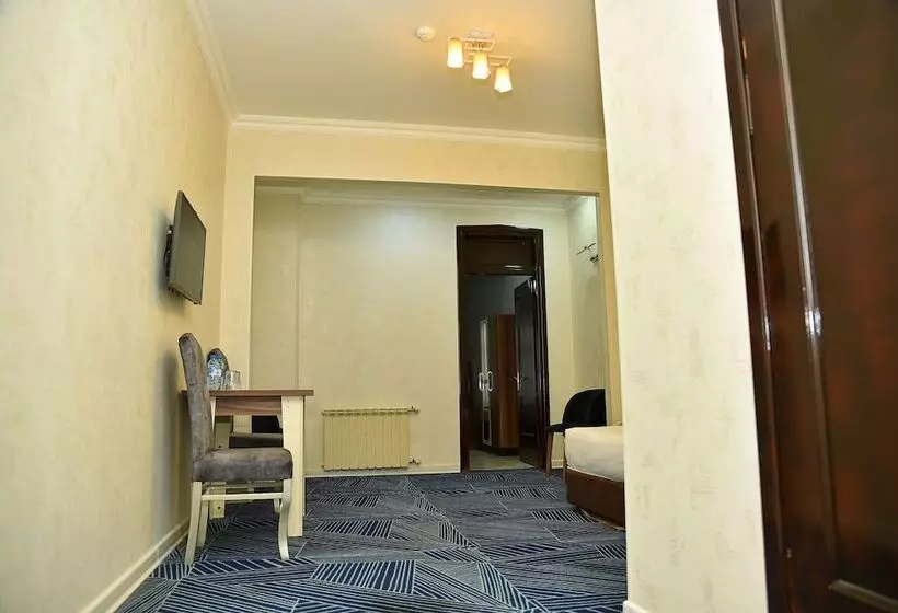 هتل Boulevard Rigs Boutique