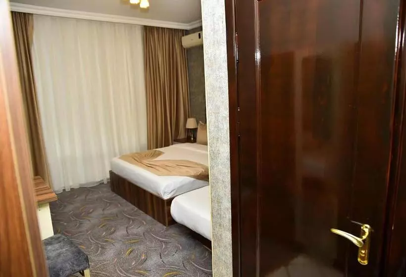 هتل Boulevard Rigs Boutique