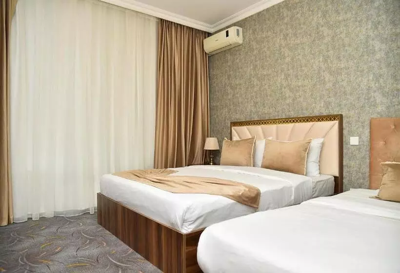 هتل Boulevard Rigs Boutique