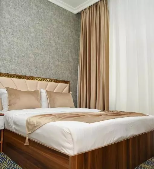 هتل Boulevard Rigs Boutique