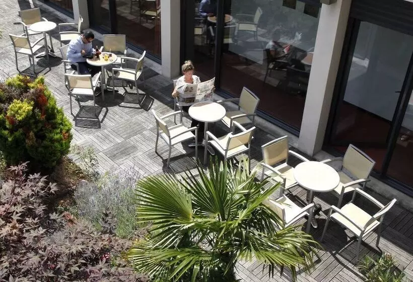 Brit Hotel Du Stade Rennes Ouest