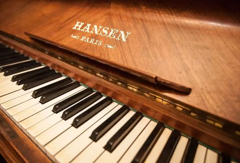 ホテル Chateau De Camurac