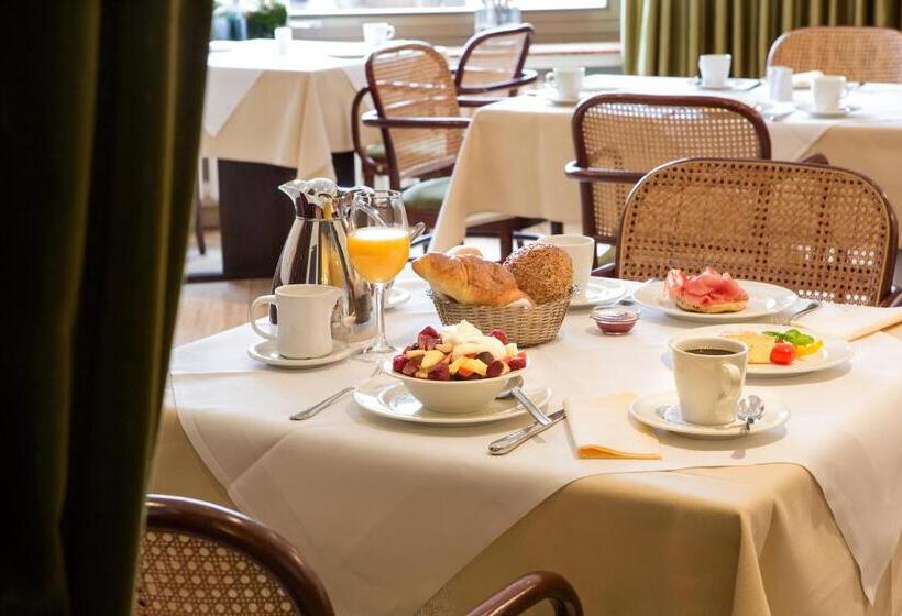 Отель Der Kronprinz