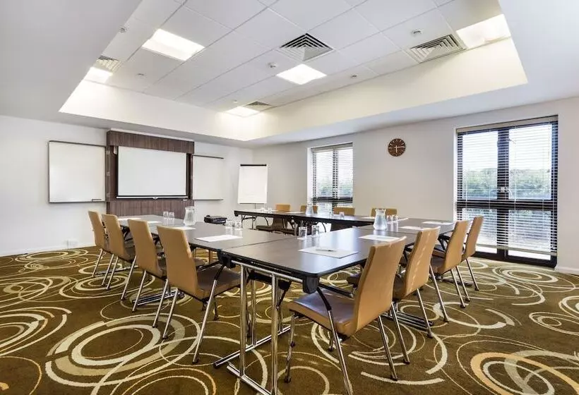 هتل Holiday Inn Express Colchester, An Ihg