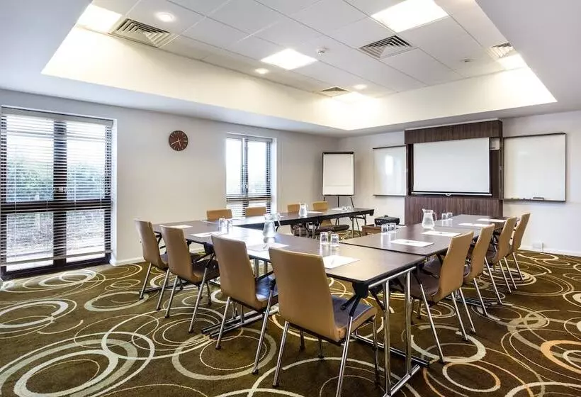 هتل Holiday Inn Express Colchester, An Ihg