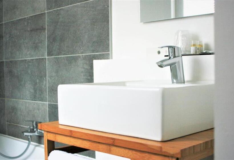 فندق Hôtel Jules