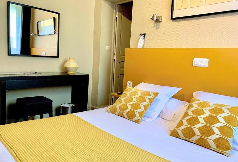 فندق Hôtel Jules