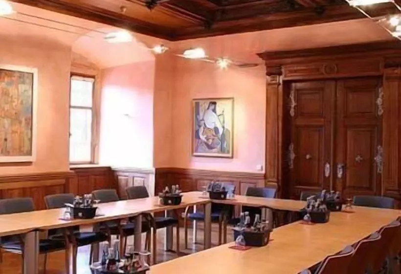 Отель Hôtel Schloss Romrod