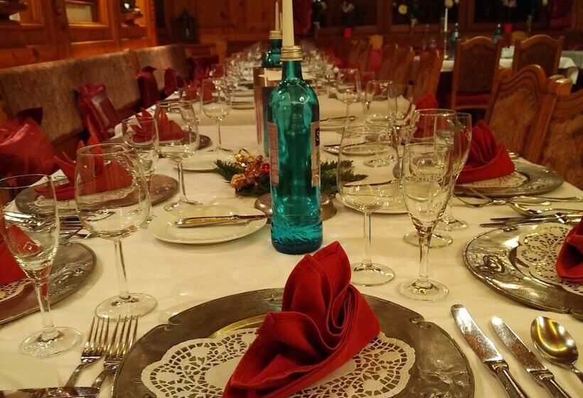 酒店 Restaurant Kreuzberghof Tagungs  Und Veranstaltungs