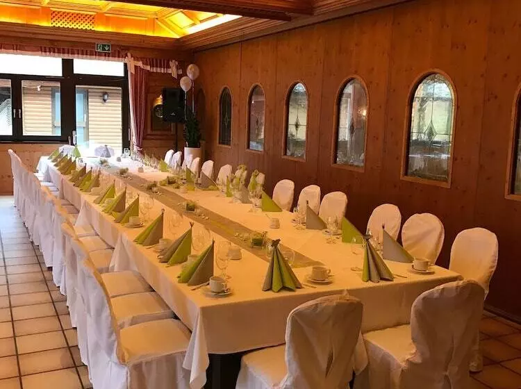 Hotel Restaurant Kreuzberghof Tagungs  Und Veranstaltungs