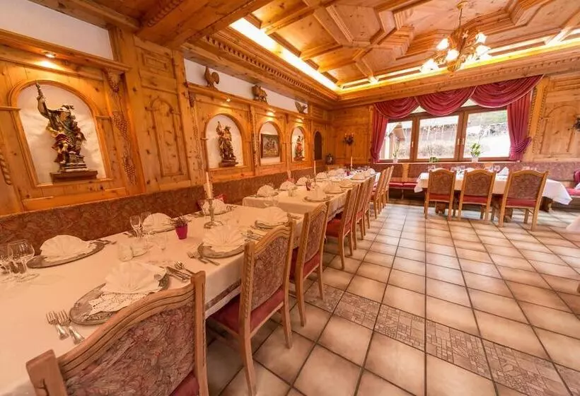 Hotel Restaurant Kreuzberghof Tagungs  Und Veranstaltungs