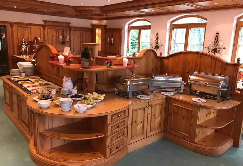 Hotel Restaurant Kreuzberghof Tagungs  Und Veranstaltungs