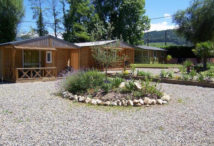 هتل La Tour Du Loup