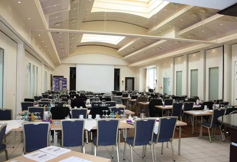 Отель & Apartments Leugermann