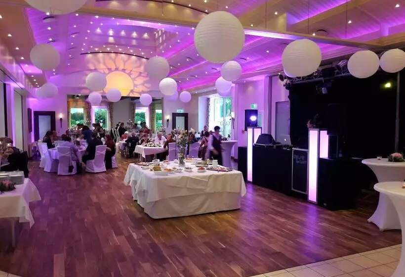 Отель & Apartments Leugermann