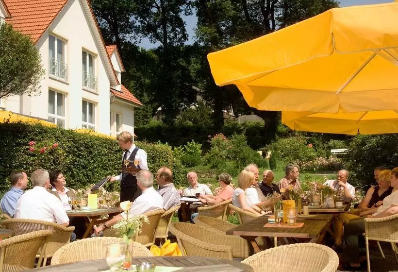 Отель & Apartments Leugermann