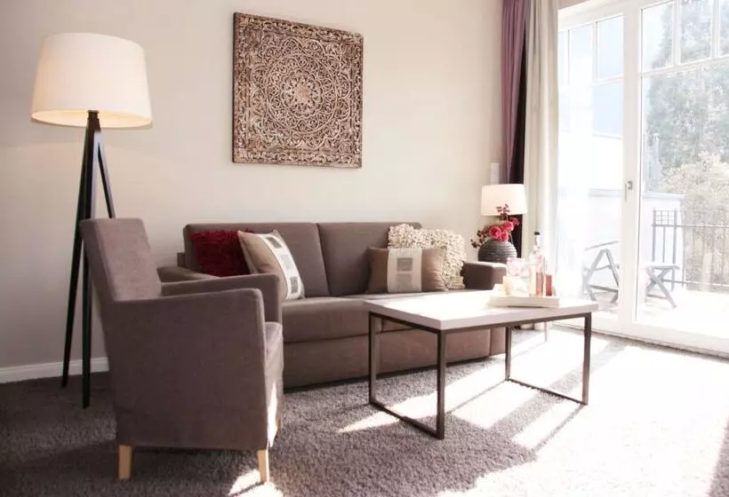 فندق Moselschlösschen Spa & Resort